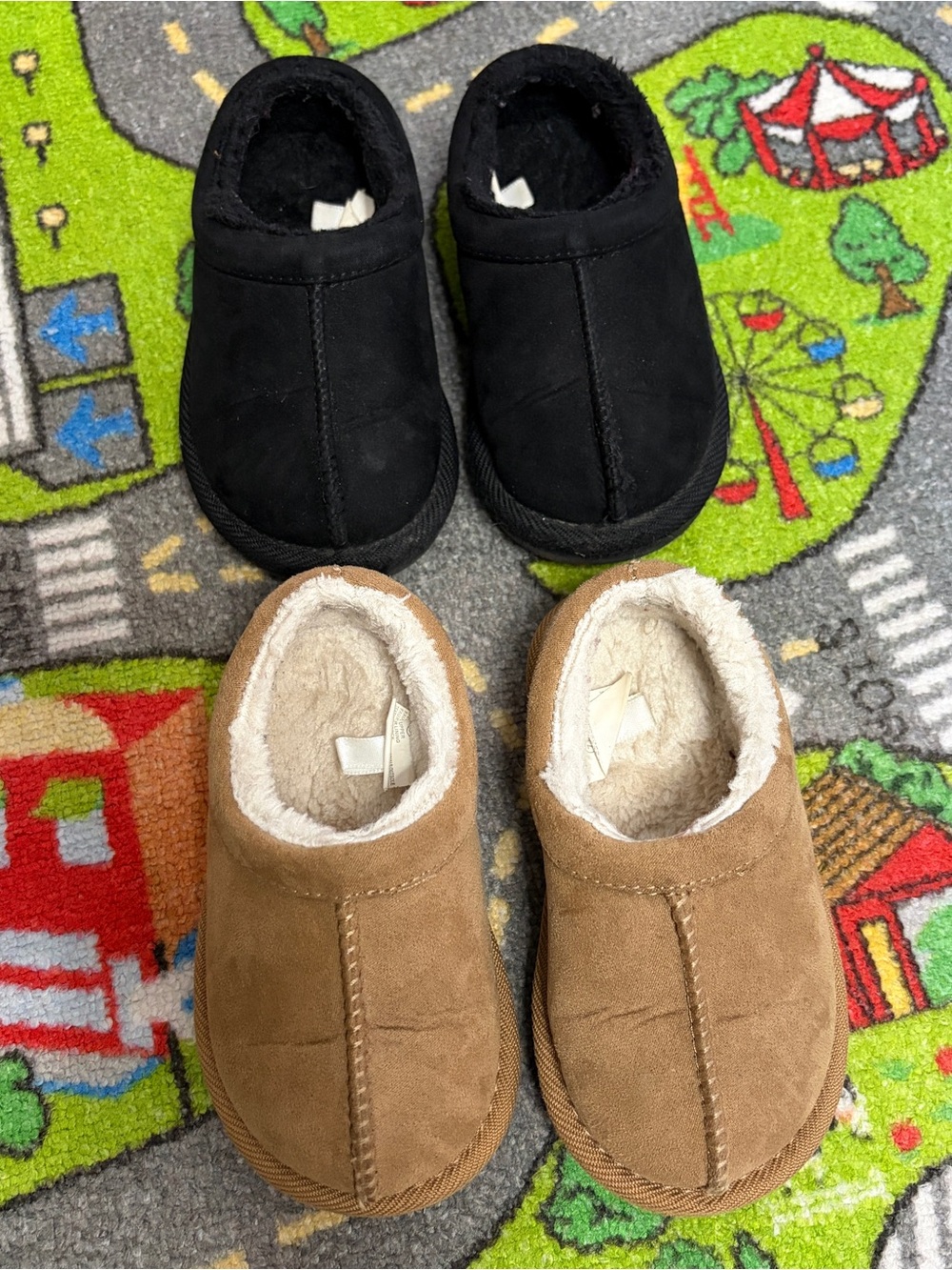 Kids Cozy Slip-On Shearling-Lined Slippers — Black & Tan
